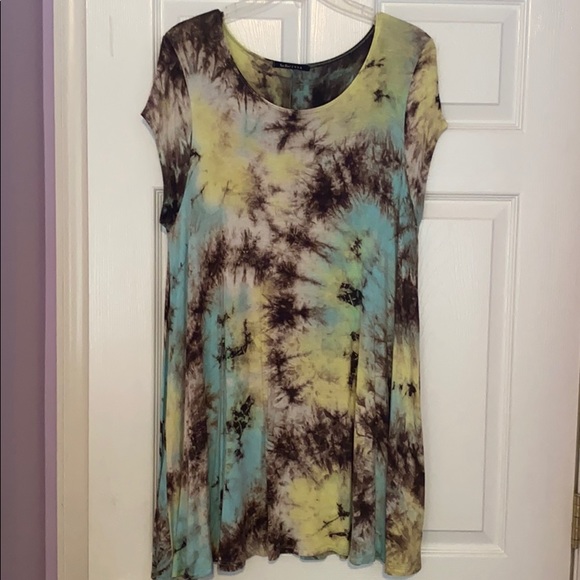 Boutique Dress - Picture 1 of 3